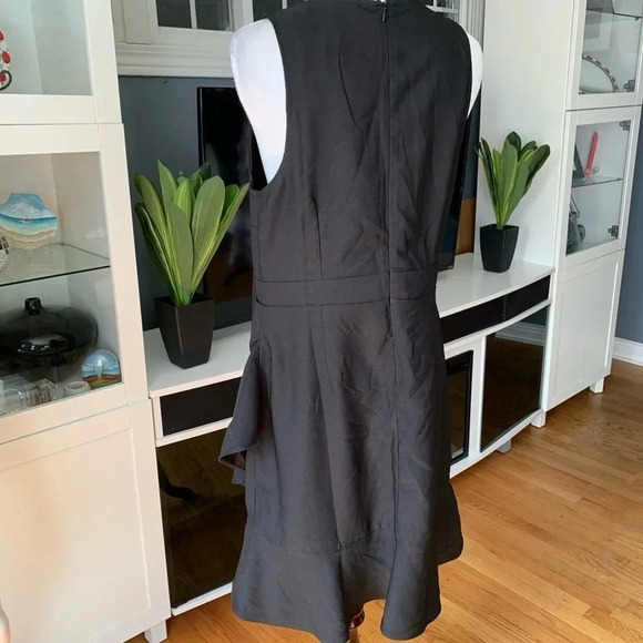 **NEW A•B•S Collection Sleeveless Ruffle Dress - Picture 3 of 9